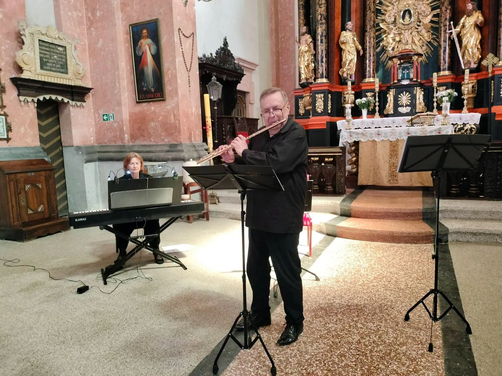 Koncert PRO MUSICA ANTIQUA zachwycił w Sanktuarium w Krośnie — zdjęcie 10