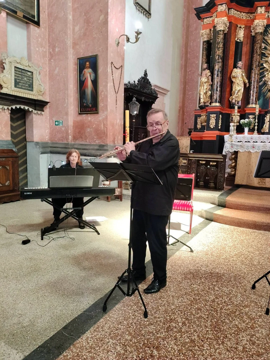 Koncert PRO MUSICA ANTIQUA zachwycił w Sanktuarium w Krośnie — zdjęcie 14