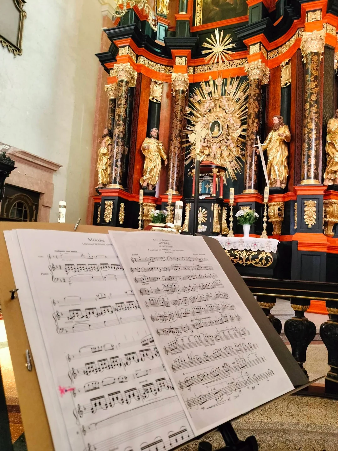 Koncert PRO MUSICA ANTIQUA zachwycił w Sanktuarium w Krośnie — zdjęcie 46