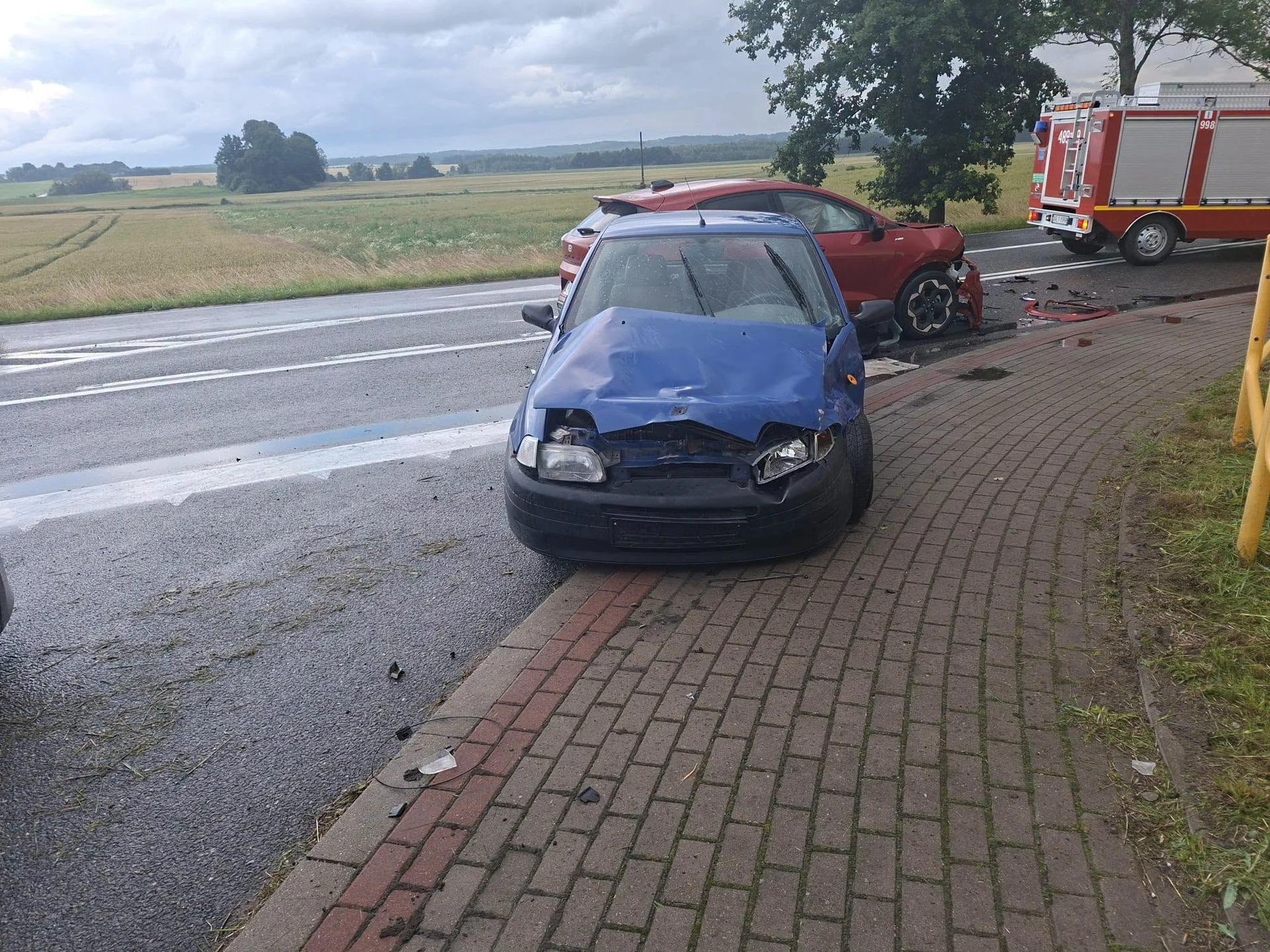 Kolizja pod Klusajnami. Dwie osoby trafiły do szpitala
